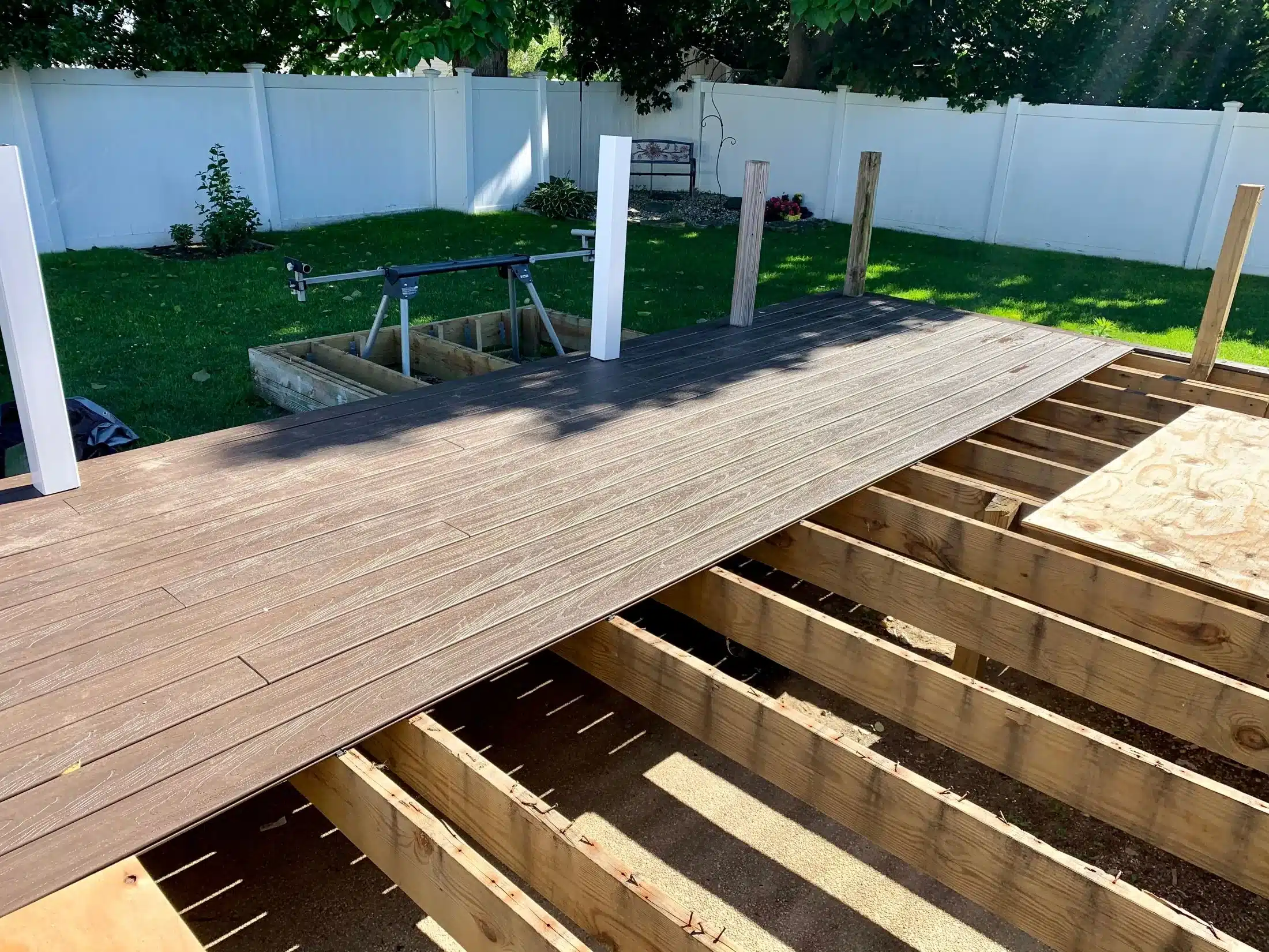 Hampstead Maryland professional decking contractor